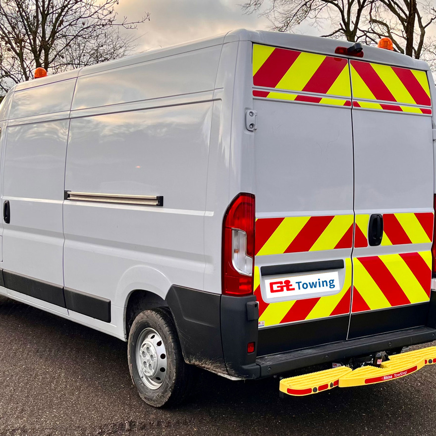 Peugeot Boxer with Chapter 8 Half Highway Chevron 